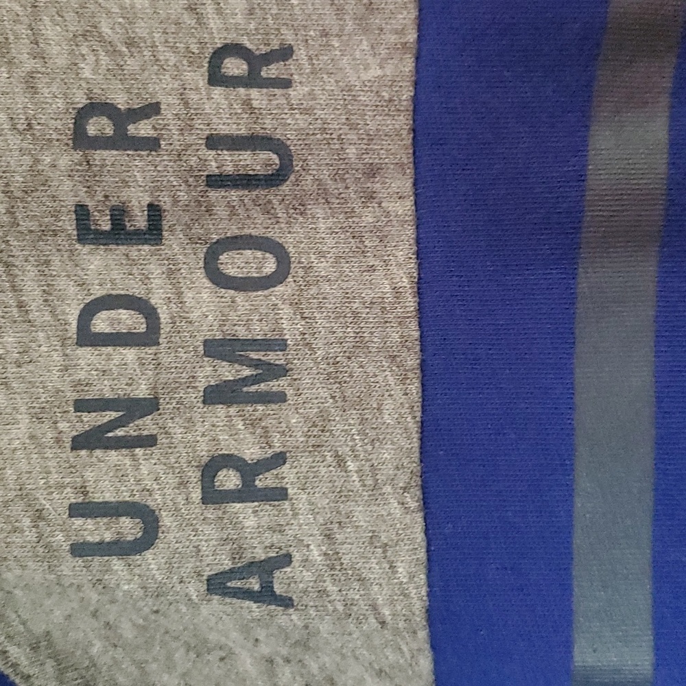 UnderArmour Heatgear Women's Large Loose fitting T-shirt - Picture 3 of 7